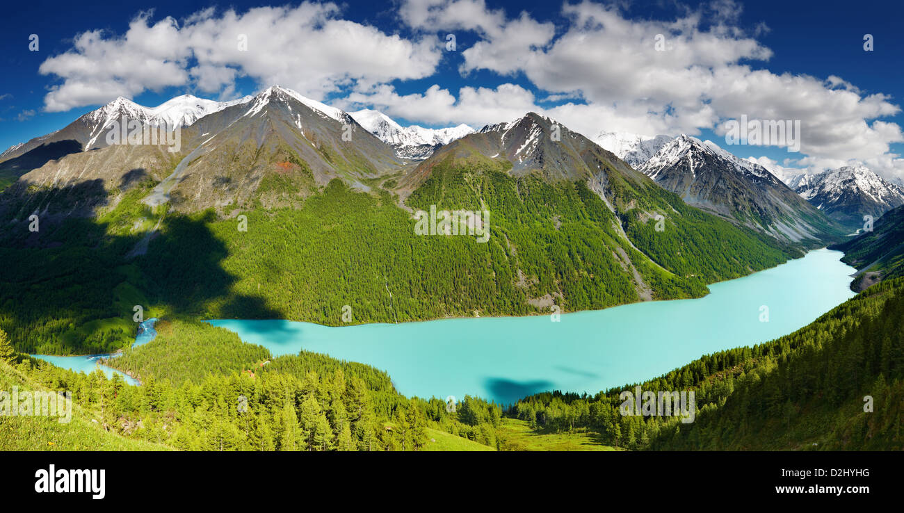 Wunderschönen türkisfarbenen See Kucherlinskoe im Altai-Gebirge Stockfoto