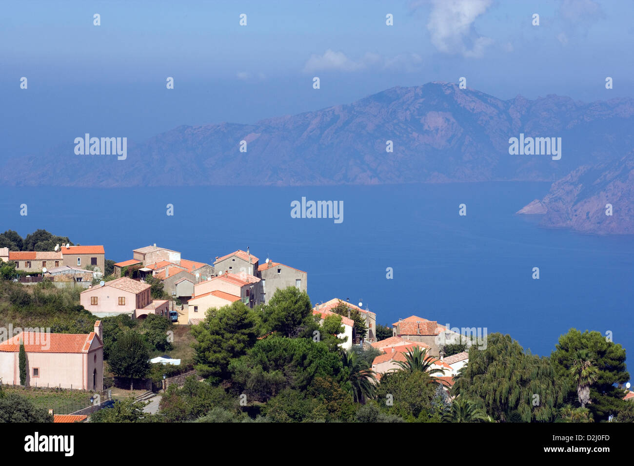 Korsika: Golfe de Porto - Piana-Dorf Stockfoto