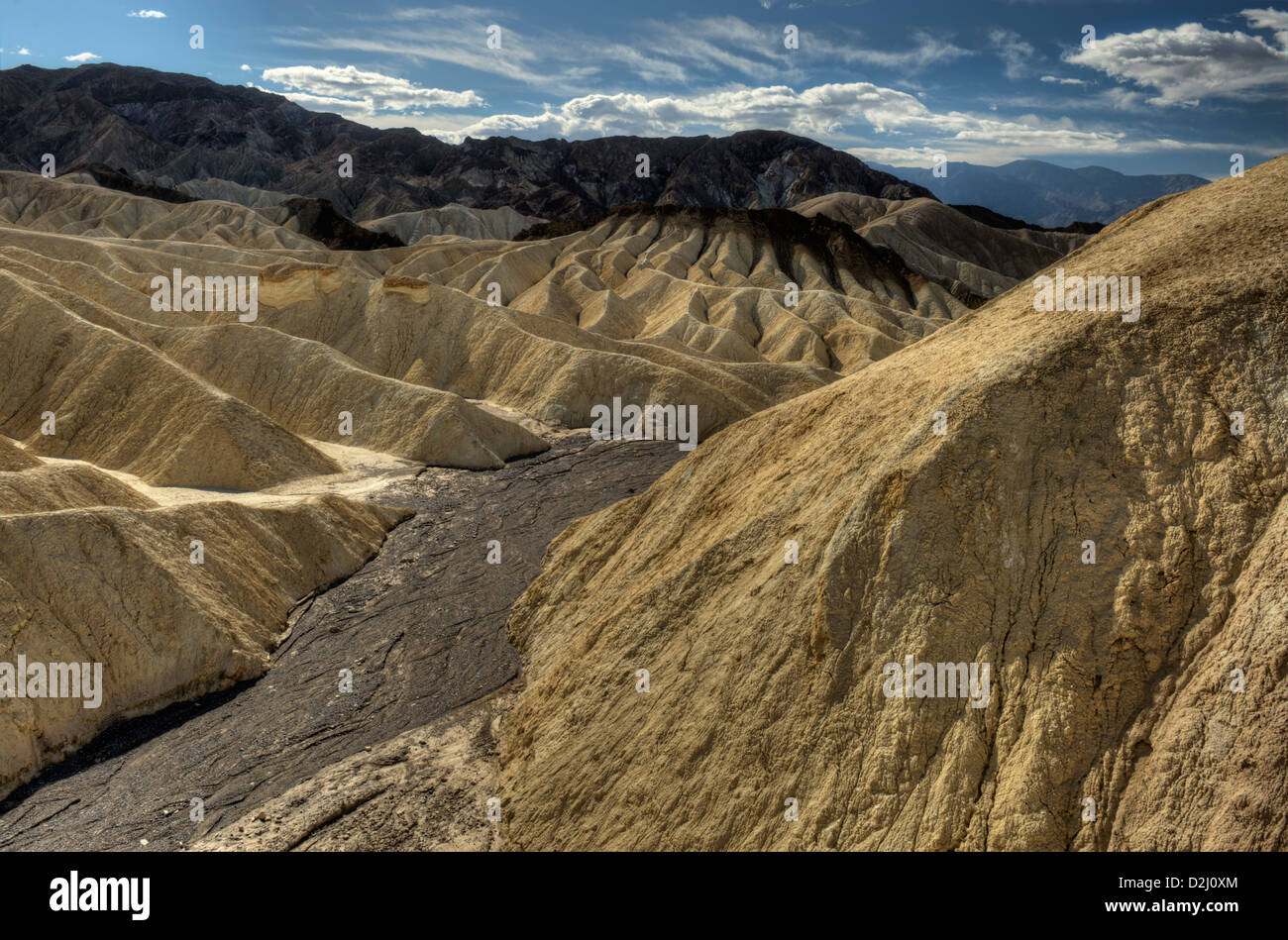 Gower Gulch windet sich nach Westen vom Zabriskie Punkt durch die schwarzen Berge in Death Valley Nationalpark Stockfoto