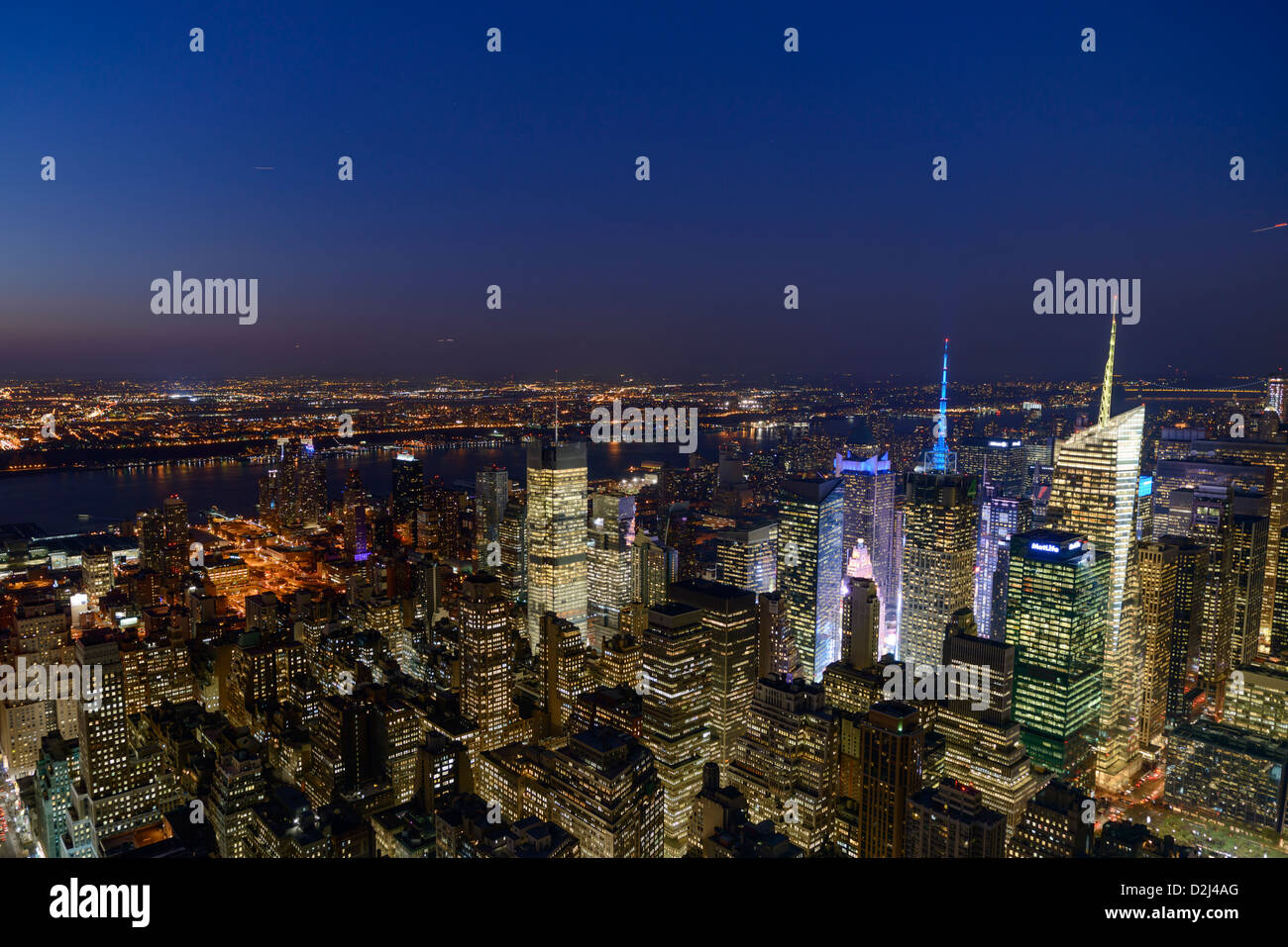 New York City Skyline bei Nacht, Midtown Manhattan, New York, USA Stockfoto