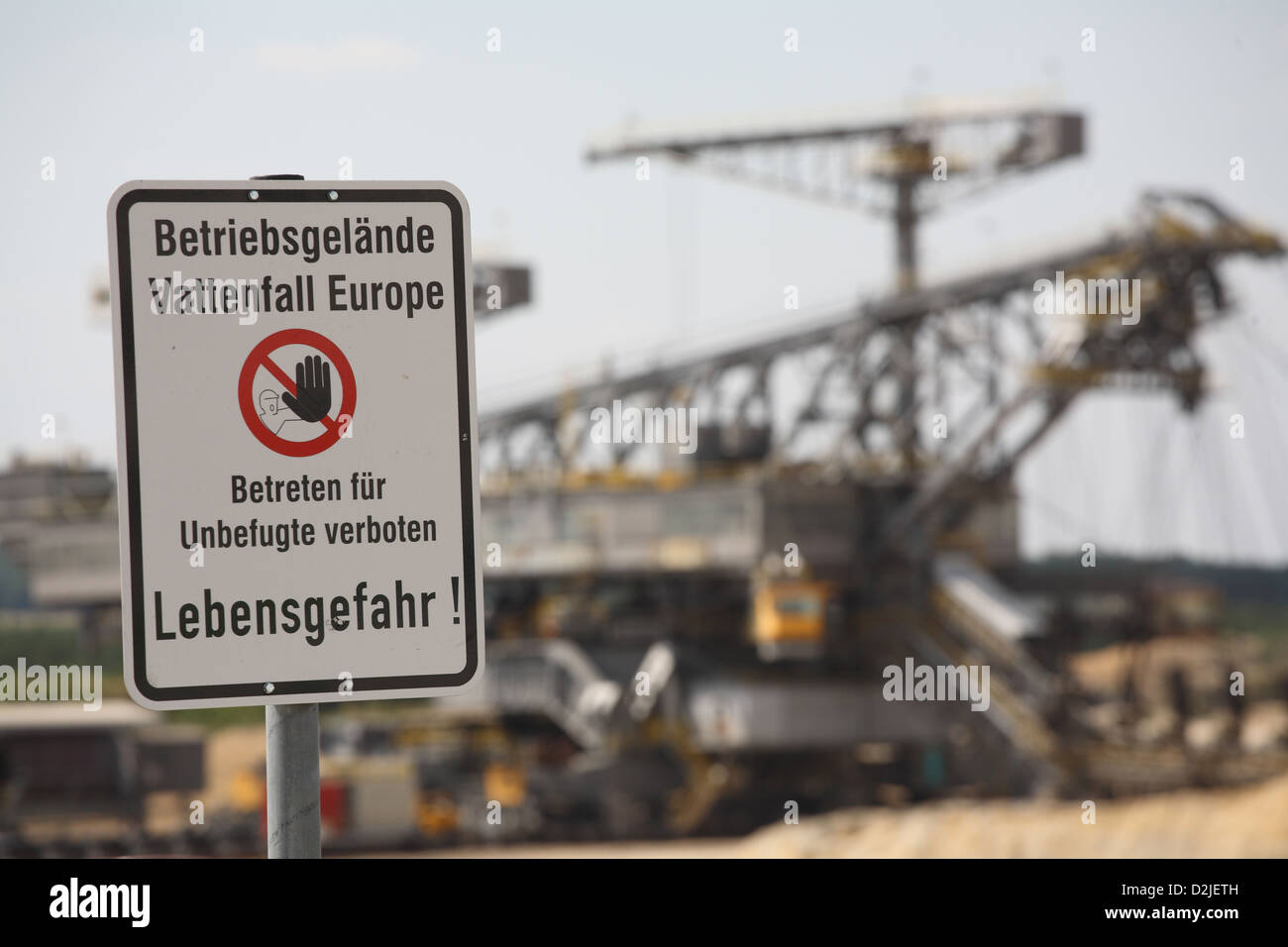 Welzow, Deutschland, das Warnschild auf Welzow-Süd Stockfoto