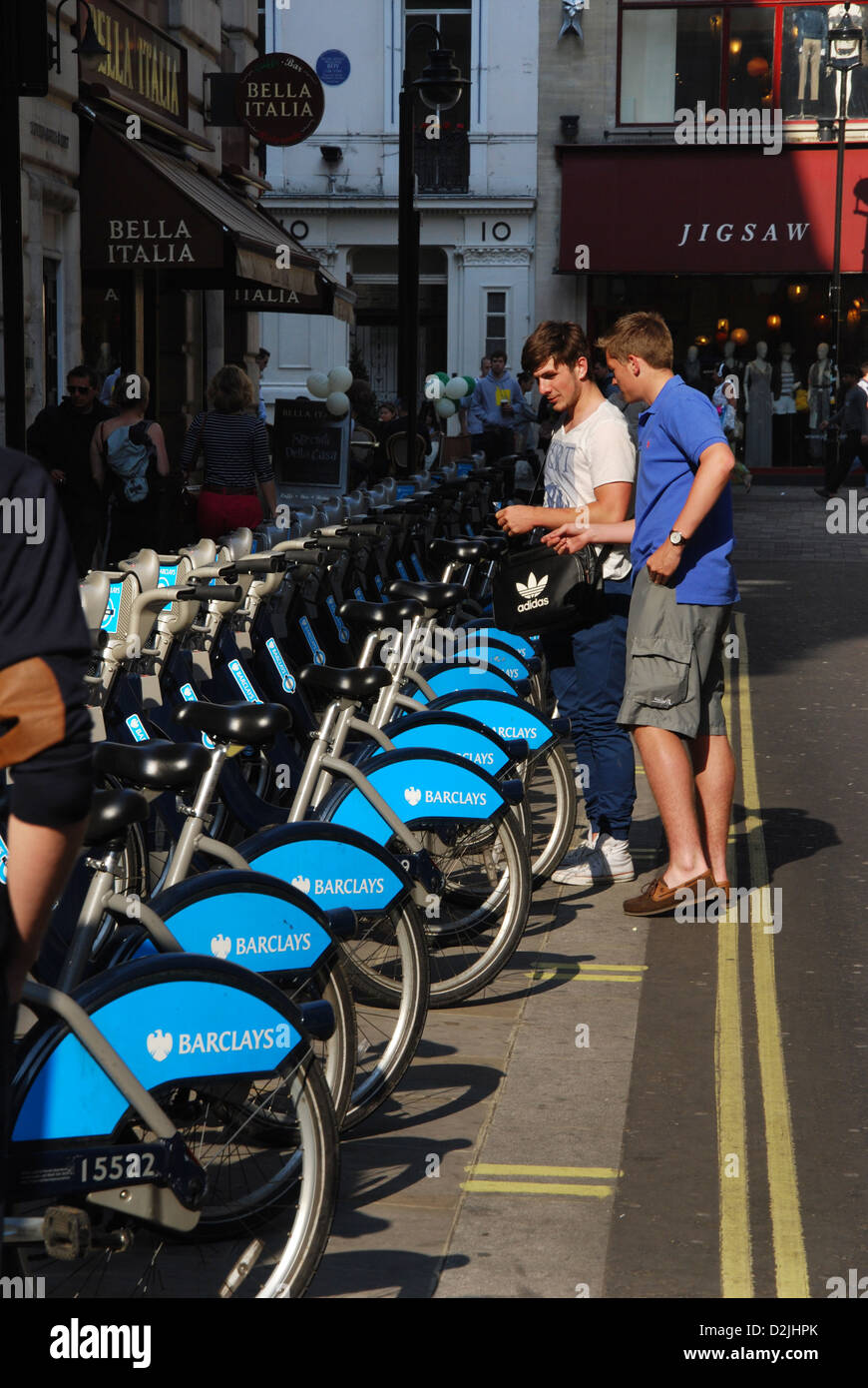 Barclays-Fahrrad-Schema im Londoner West End Stockfoto