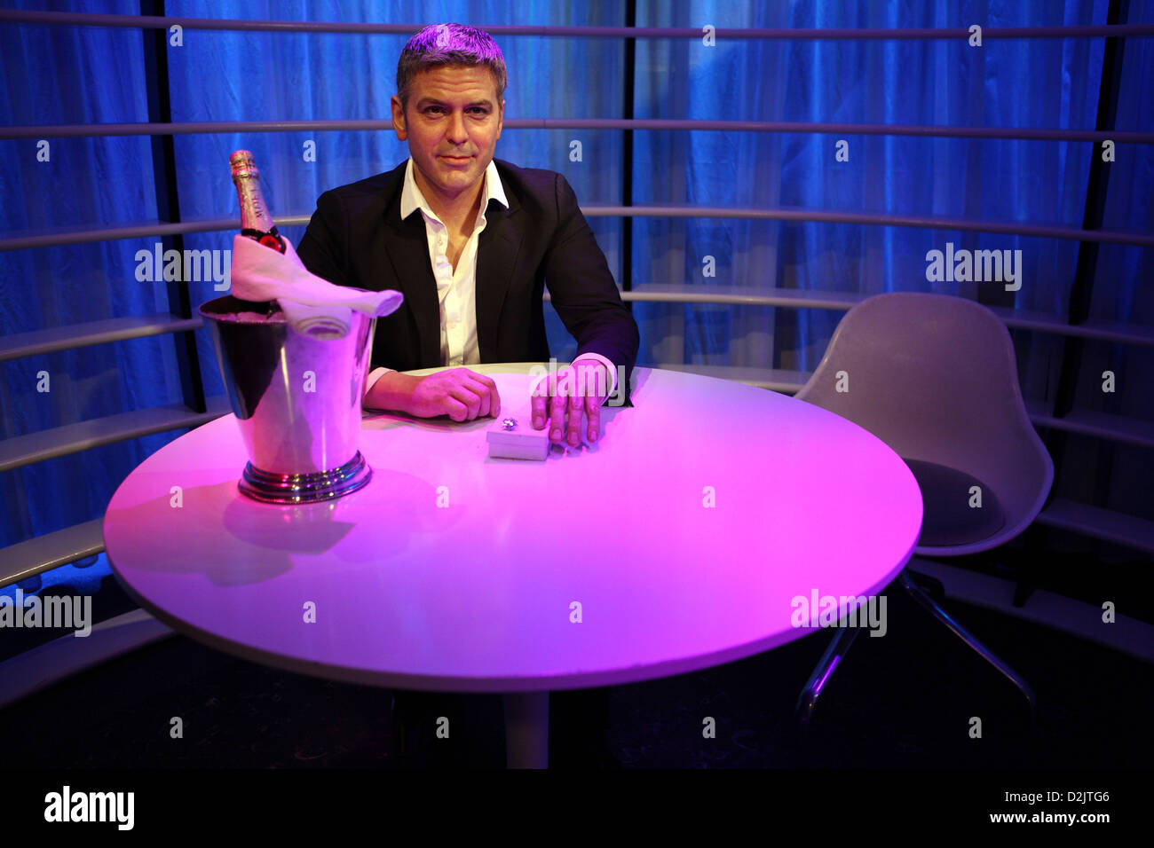 Berlin, Deutschland, George Clooney bei Madame Tussauds Stockfoto