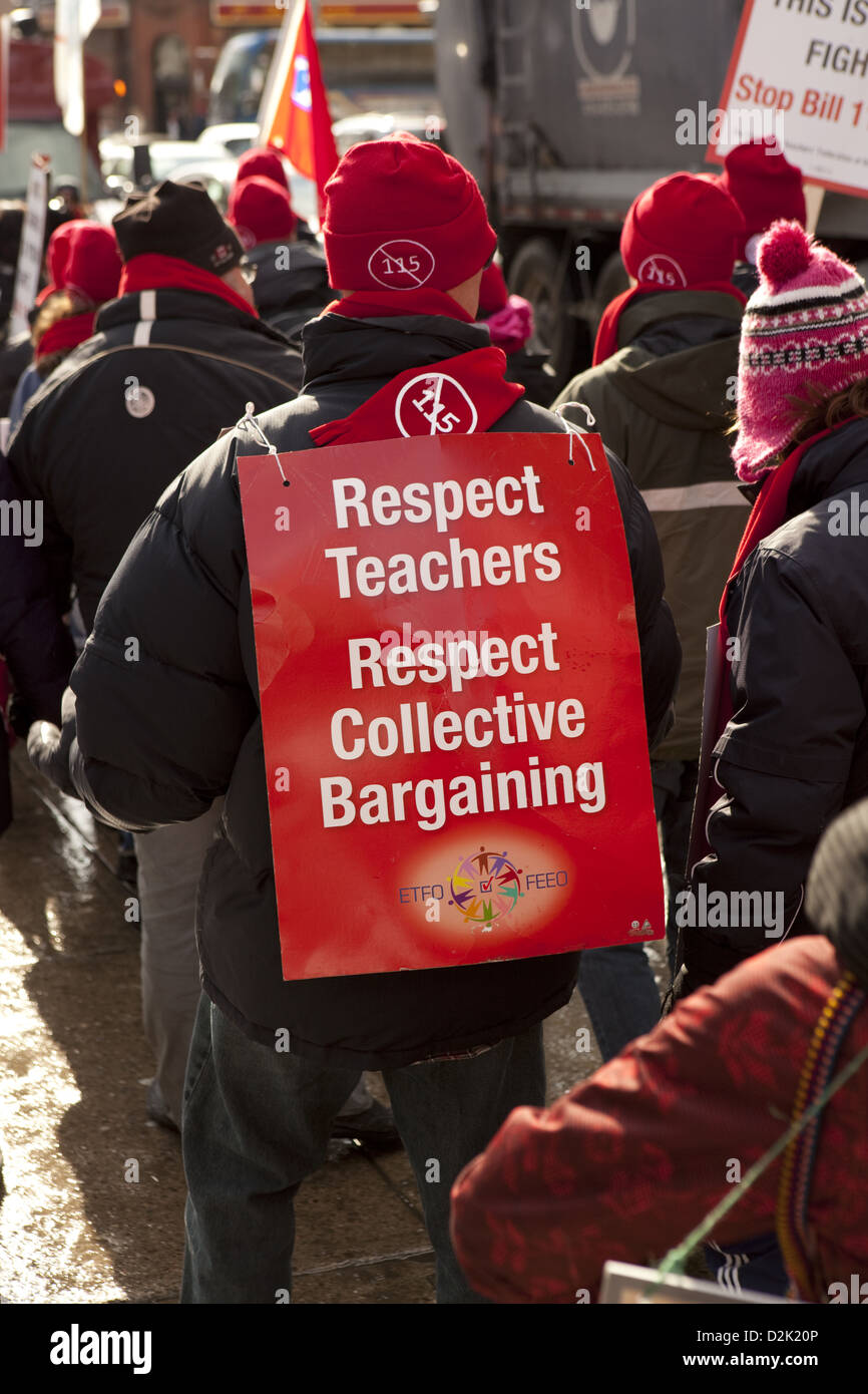 Elementare Lehrer protestieren Bill 115 am 26. Januar 2013 in Toronto, Kanada. Stockfoto