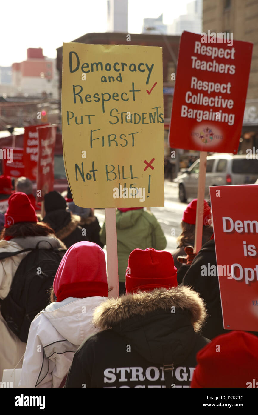 Elementare Lehrer protestieren Bill 115 am 26. Januar 2013 in Toronto, Kanada. Stockfoto