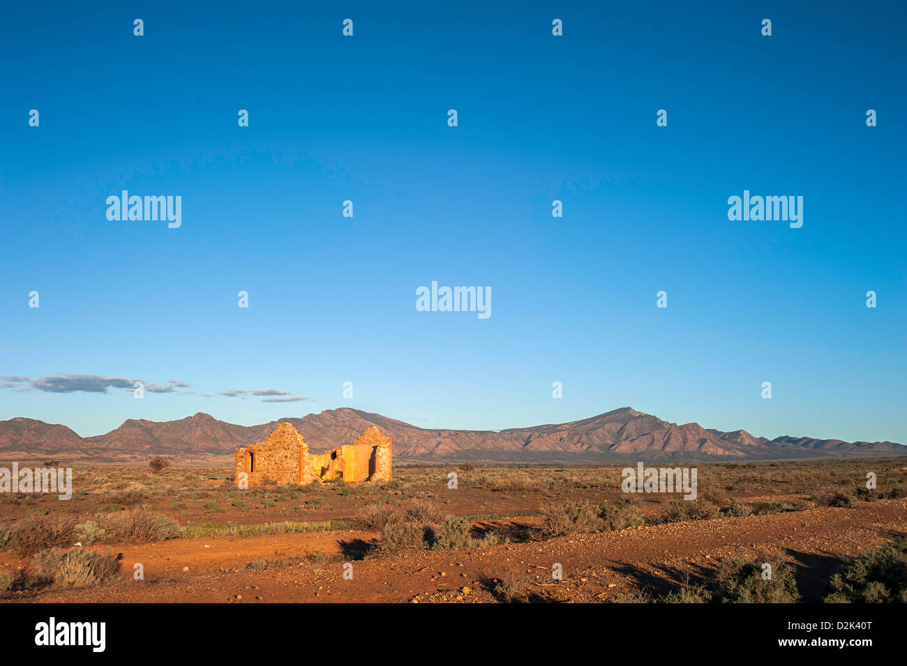 Die verlassenen Ruinen von einer australischen Pionier Siedler Bauernhaus im South Australian Outback Stockfoto