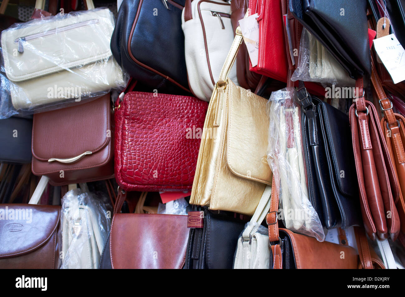 Lederwaren Handtaschen Stockfotos und -bilder Kaufen - Alamy