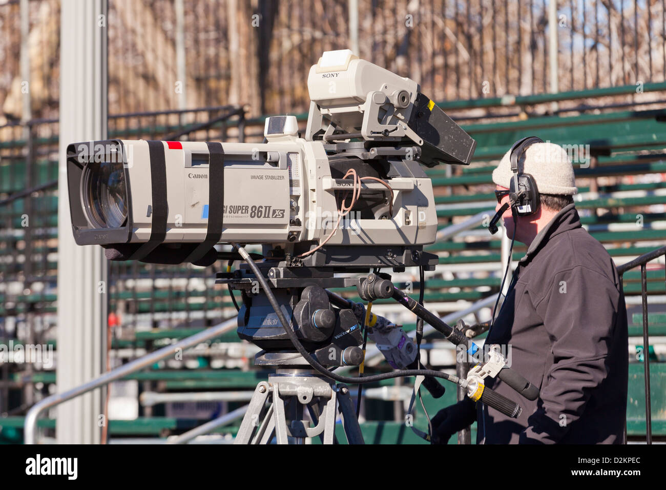 TV-Kamera-Operator bei einem Outdoor-Event - USA Stockfoto