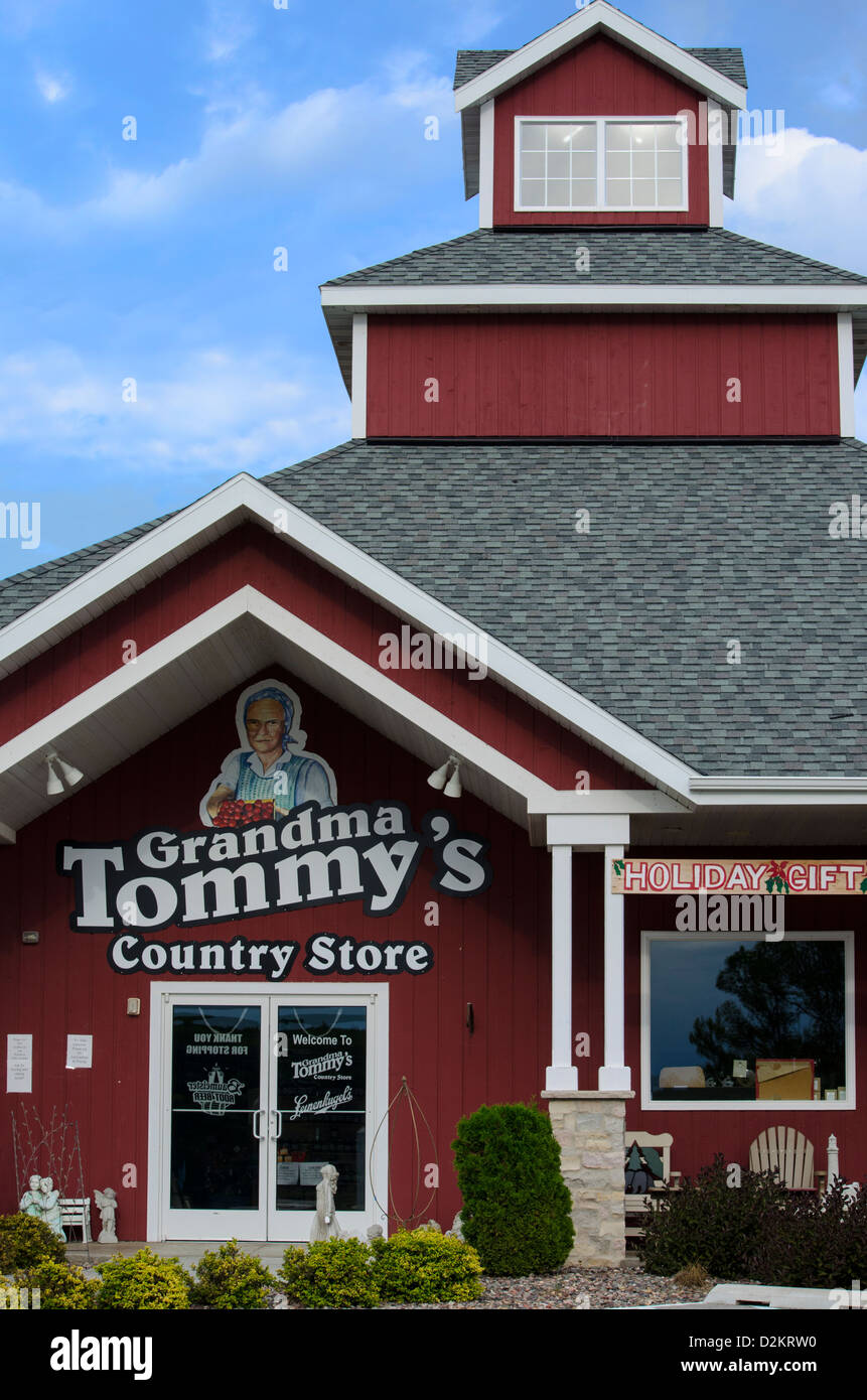 Oma Tommy Country Store in Sturgeon Bay, Wisconsin ist spezialisiert auf Door County Produkte. Stockfoto