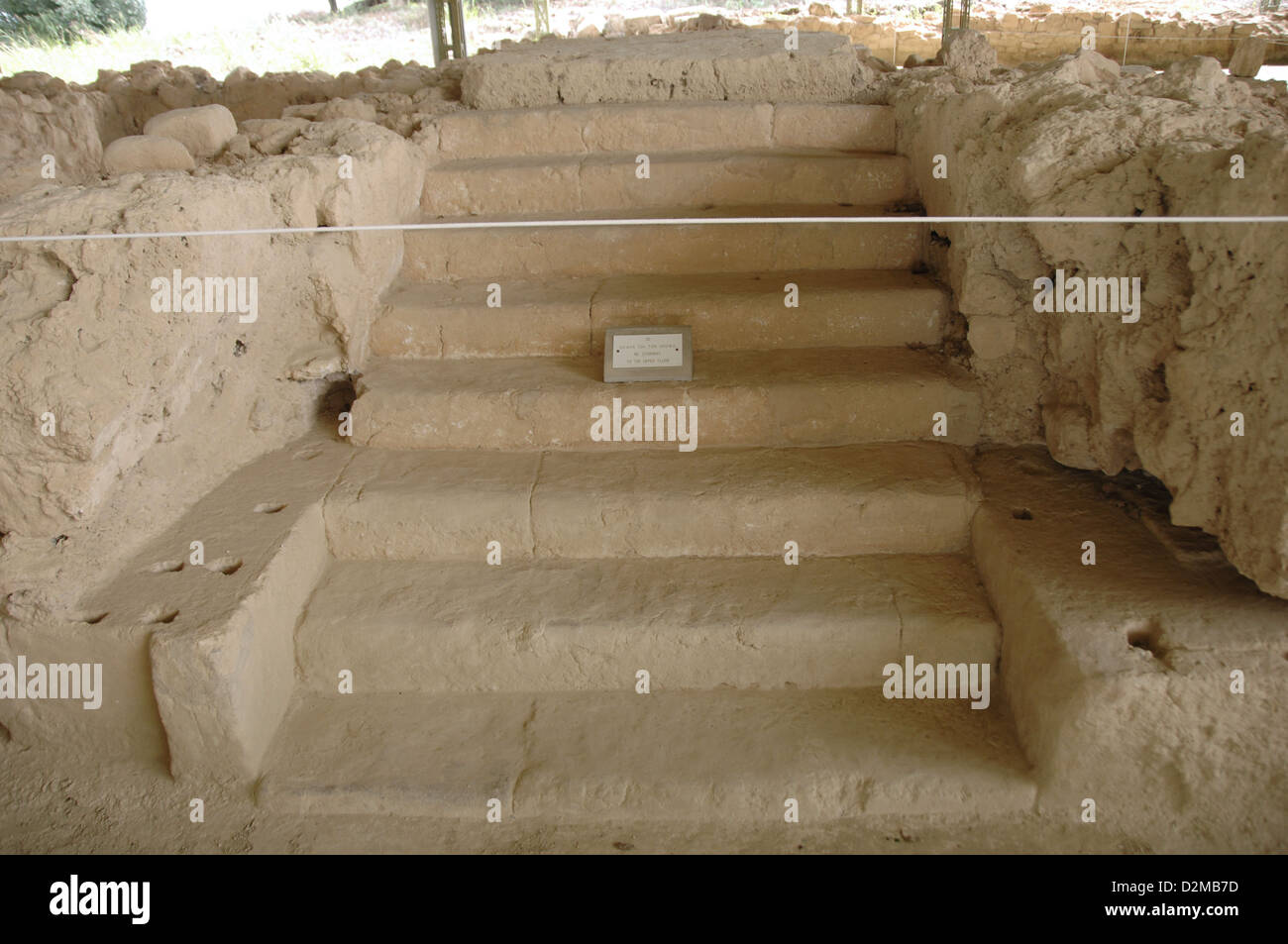 Mykenischer Kunst. Griechenland. Palast des Nestor, in der Nähe von Pylos. 1300-1200 v. Chr. Bronzezeit. Die Ruinen. Treppe ins Obergeschoss. Stockfoto