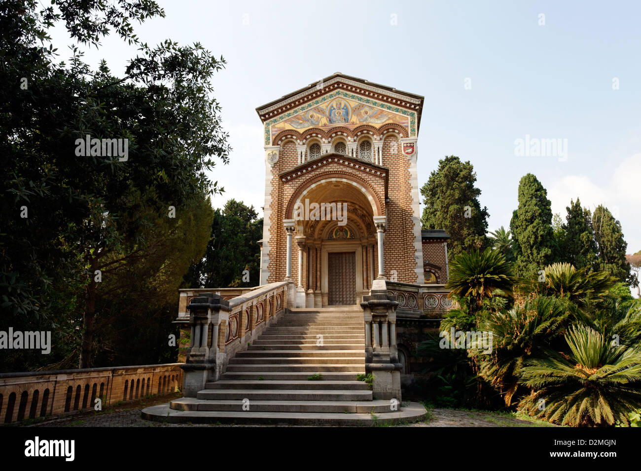 Rom. Italien. Den späten Stil 18. Jahrhundert Neo-Gotik, romanischen und byzantinischen Cappella-Kapelle an der Villa Doria Pamphili Stockfoto