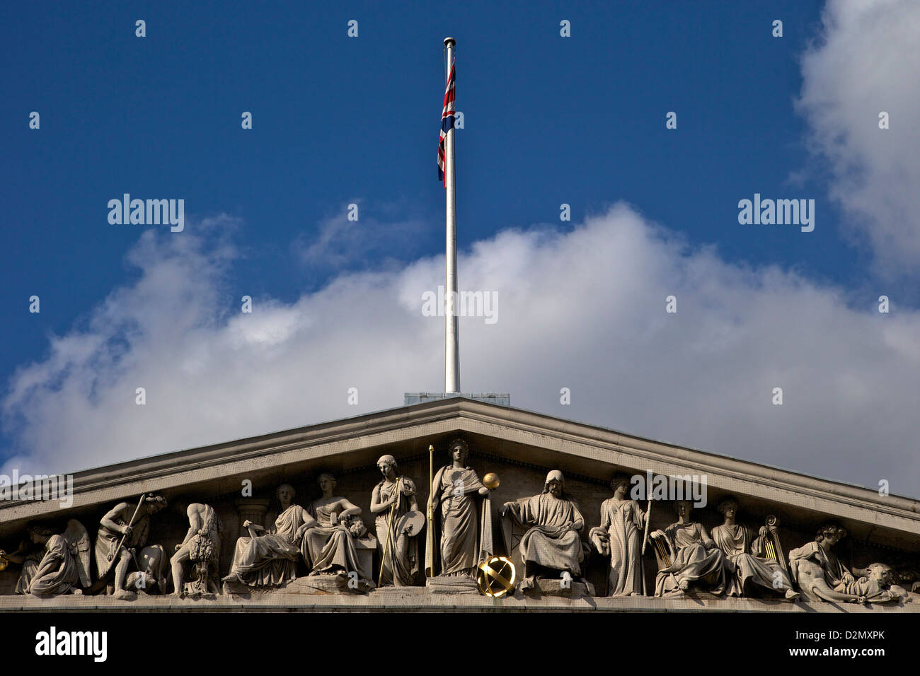 Klassische Fassade des British Museum, London, England, UK, GB, Großbritannien Stockfoto