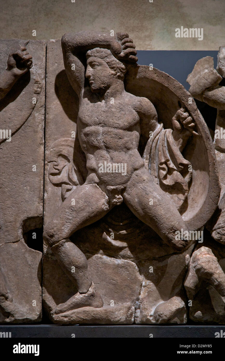Griechen kämpfen Amazonen, Fries vom Tempel des Apollo, Bassai, Griechenland, 400-429 v. Chr., British Museum, London, England, UK, GB Stockfoto