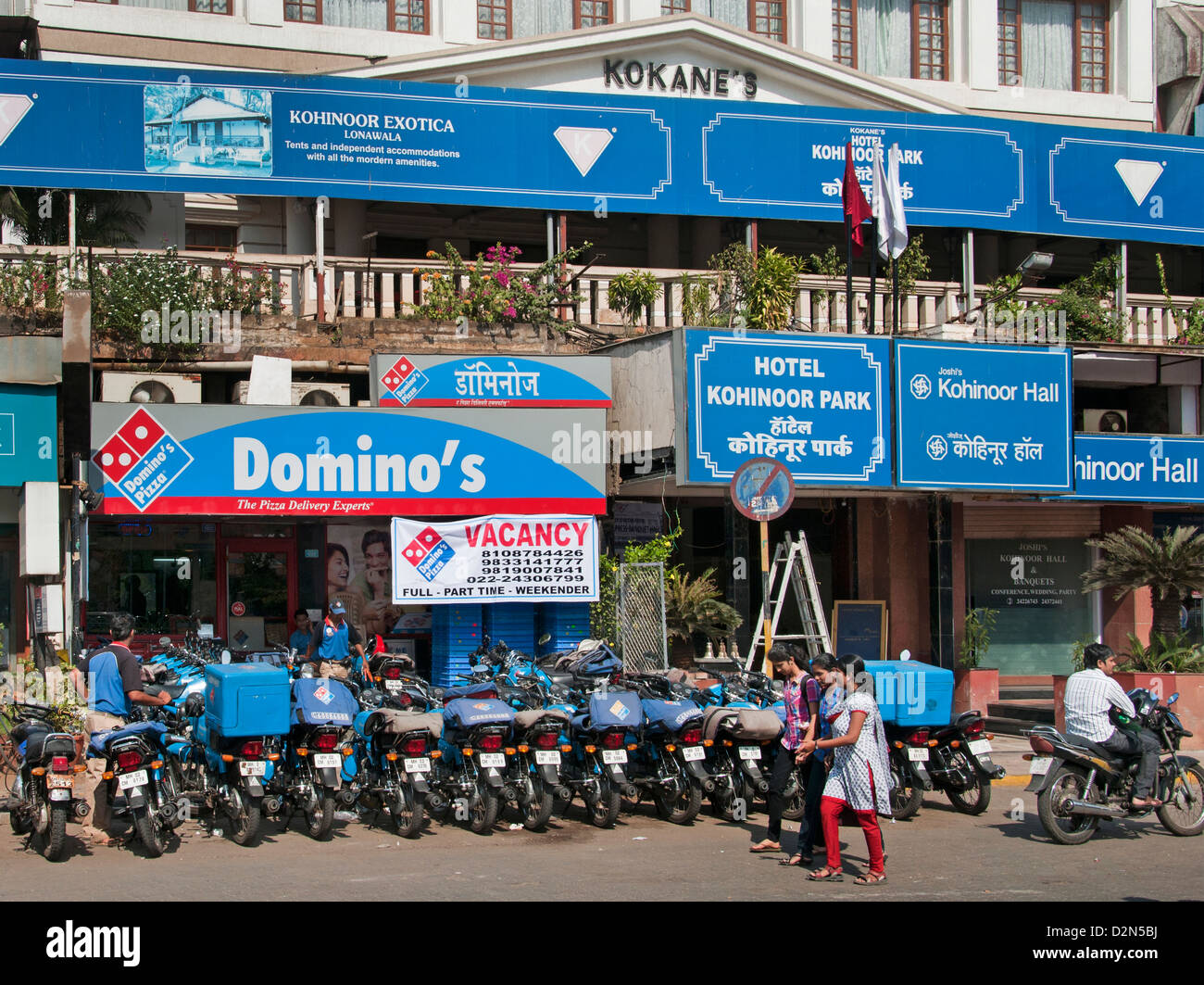 Domino die Vororte Bandra Mumbai (Bombay) Indien Fastfood Stockfoto