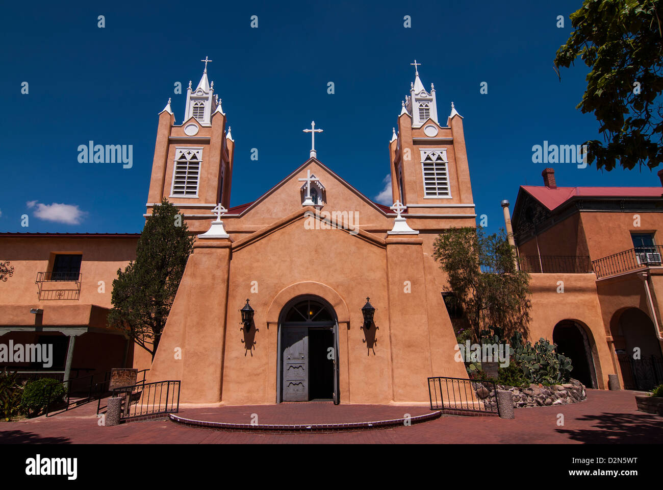 Adobe-Kirche in Albuquerque, New Mexico, Vereinigte Staaten von Amerika, Nordamerika Stockfoto