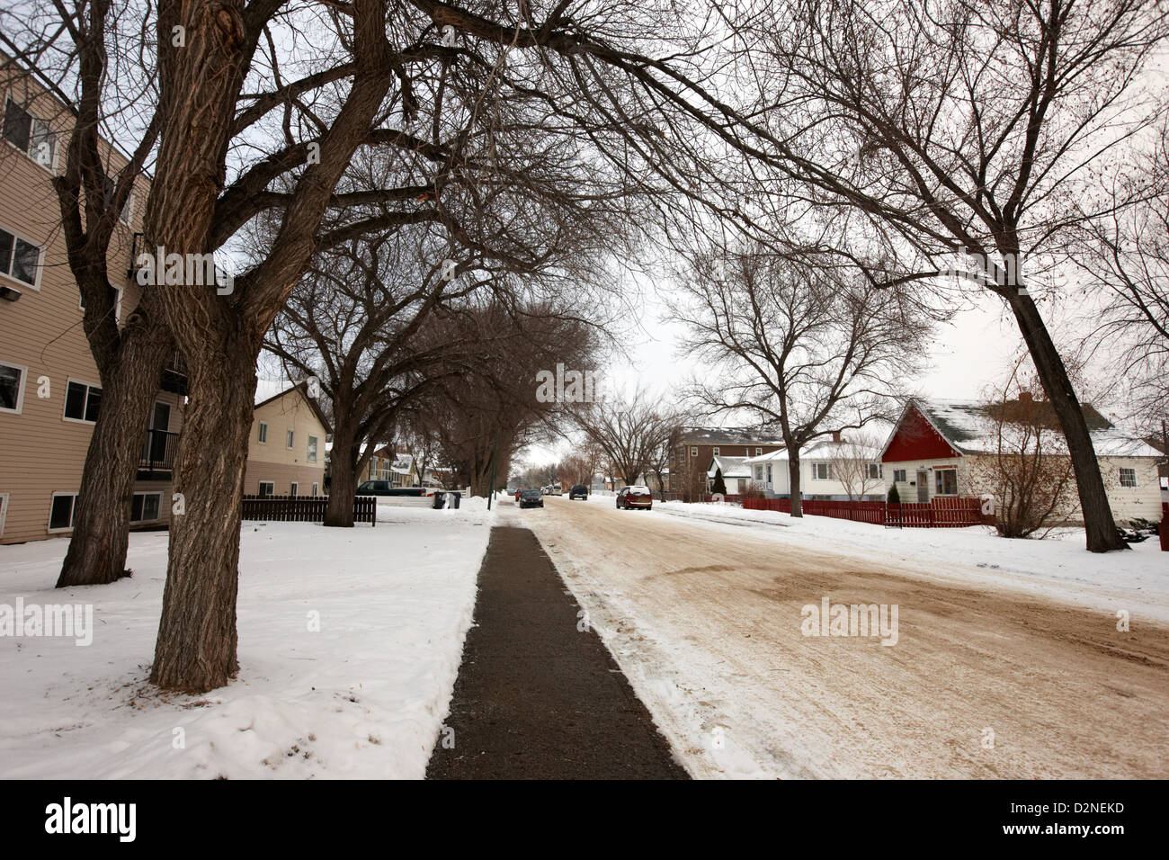 geräumten Wanderweg auf Wohn Straße Pleasant Hill Saskatoon Saskatchewan Kanada Stockfoto