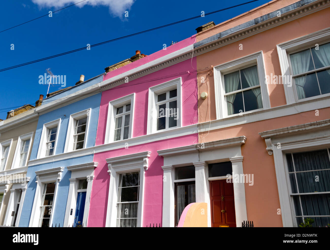 Häuserzeile in Notting Hill, London UK Stockfoto