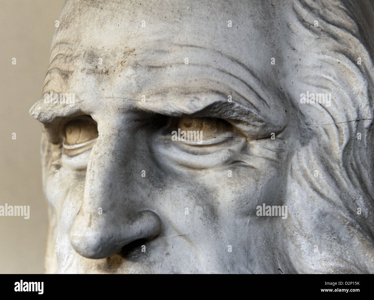 Leonardo da Vinci (1452-1519). Italienischen Renaissance Universalgelehrter. Büste. Detail. Hof der Pinacoteca Ambrosiana. Mailand. Italien. Stockfoto