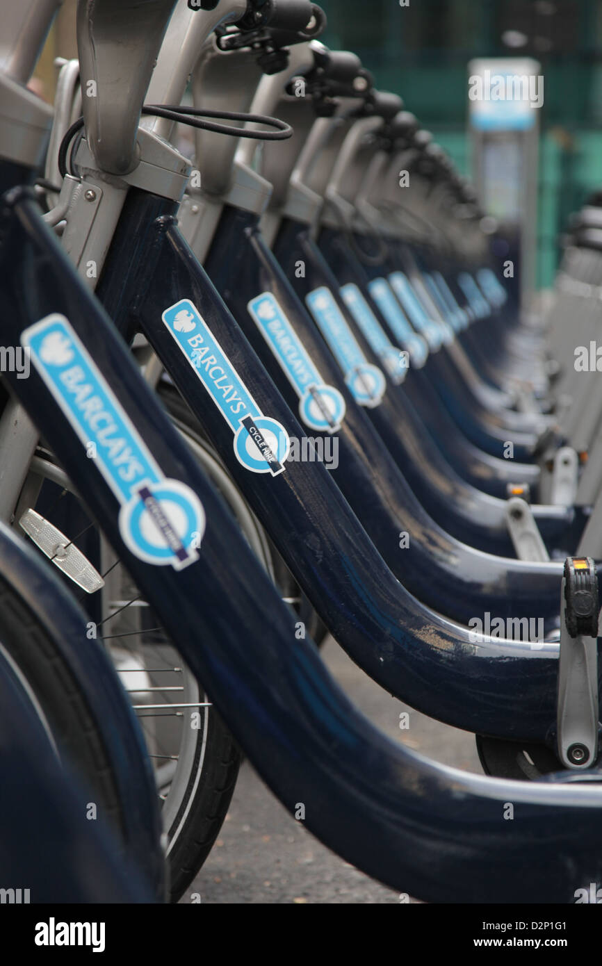 Fahrräder zu vermieten in London, Spitznamen "Boris Bikes" nach dem Londoner Bürgermeister oder Barclays Fahrräder nach dem sponsor Stockfoto