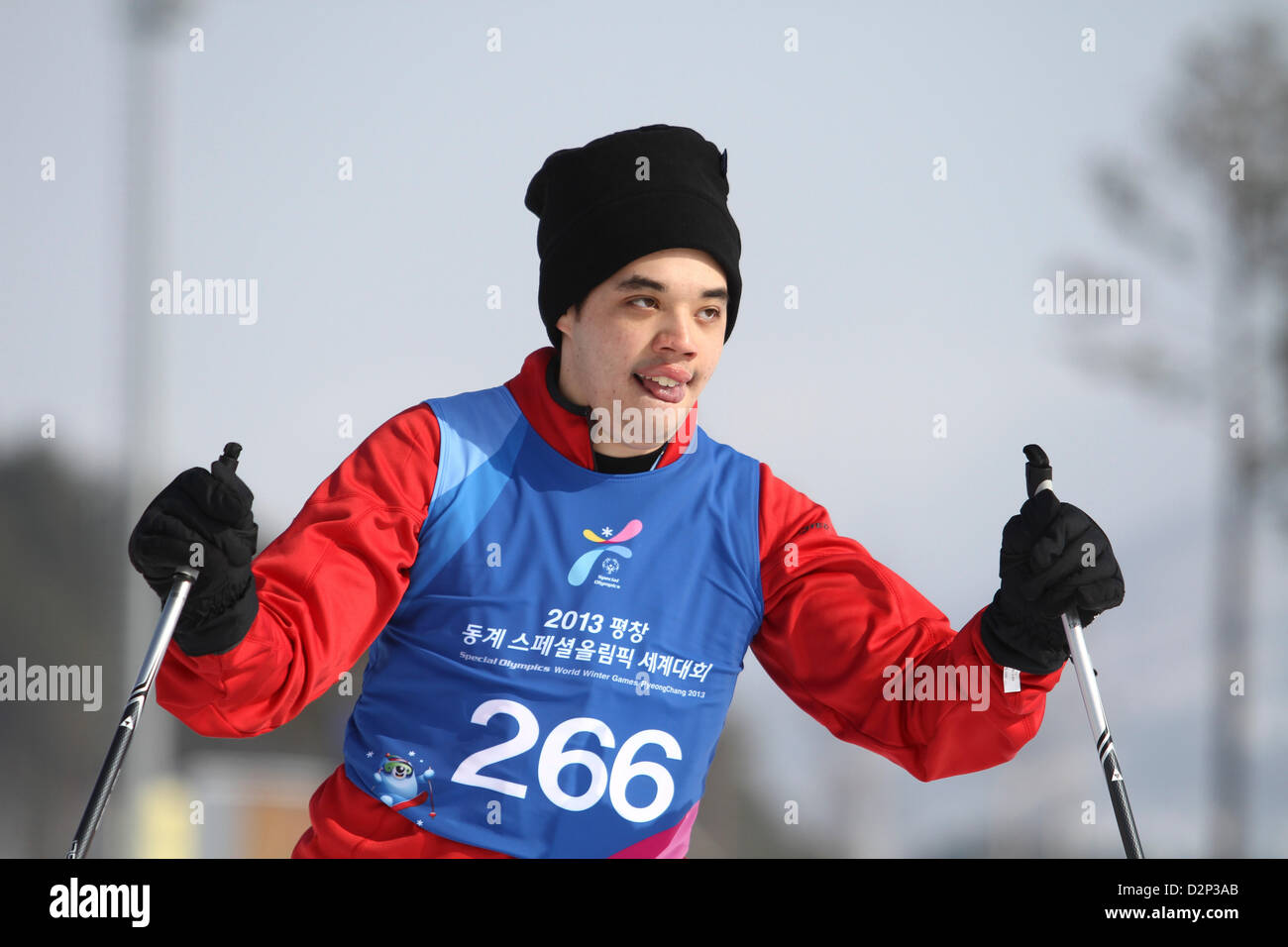 Pyeongchang, Südkorea. 30. Januar 2013. Junge Athleten des Cross Country führen Sie tagsüber the1st auf der Welt Winter Special Olympics in Puengchang in Korea am Januar 30,2013.  Bildnachweis: Yiannis Kourtoglou / Alamy Live News Stockfoto