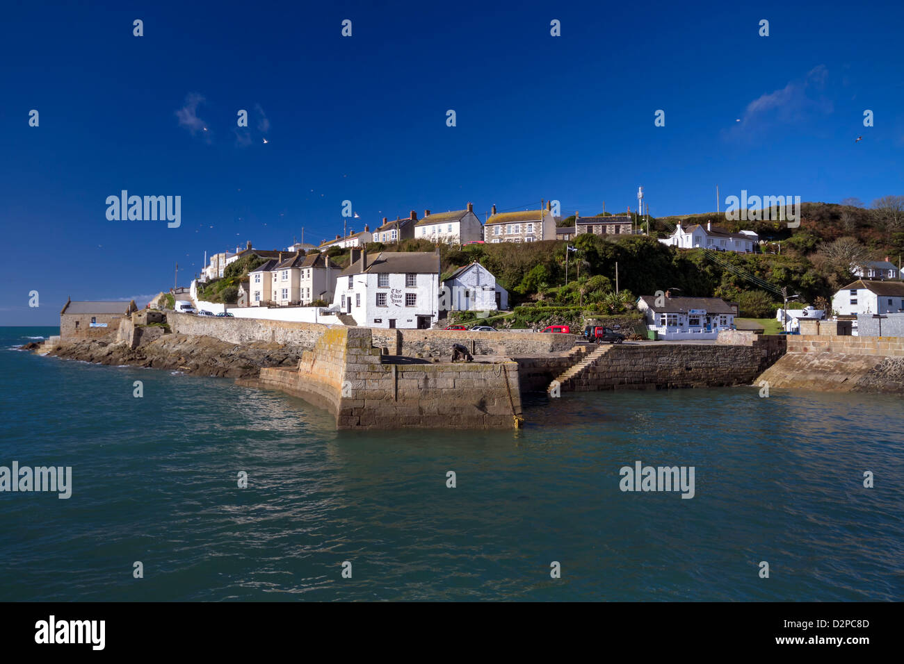 Porthleven an einem ruhigen Tag Stockfoto
