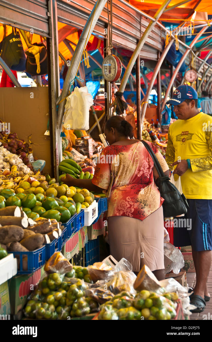 Berühmten schwimmenden Markt mit Zutaten und Gemüse, Willemstad, Curacao Stockfoto