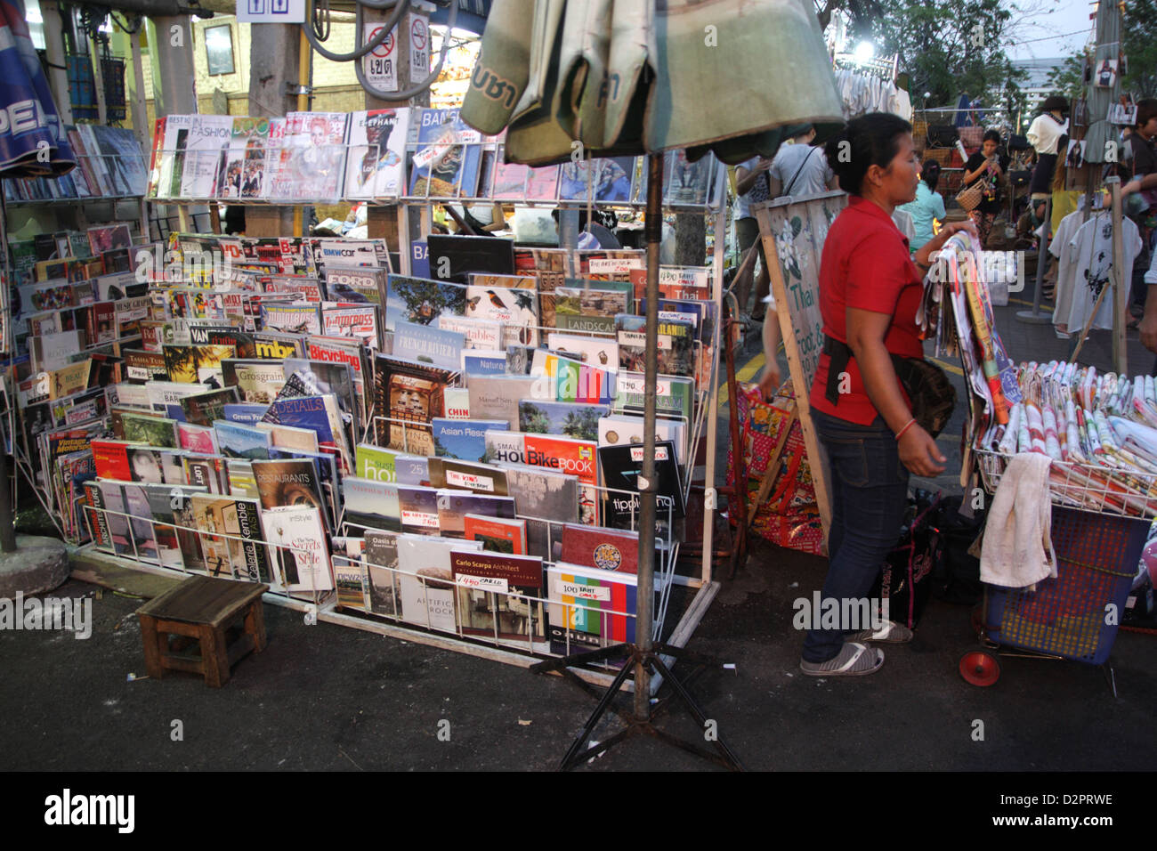 Second Hand Buchladen in Wochenendmarkt Chatuchak, Bangkok, Thailand Stockfoto