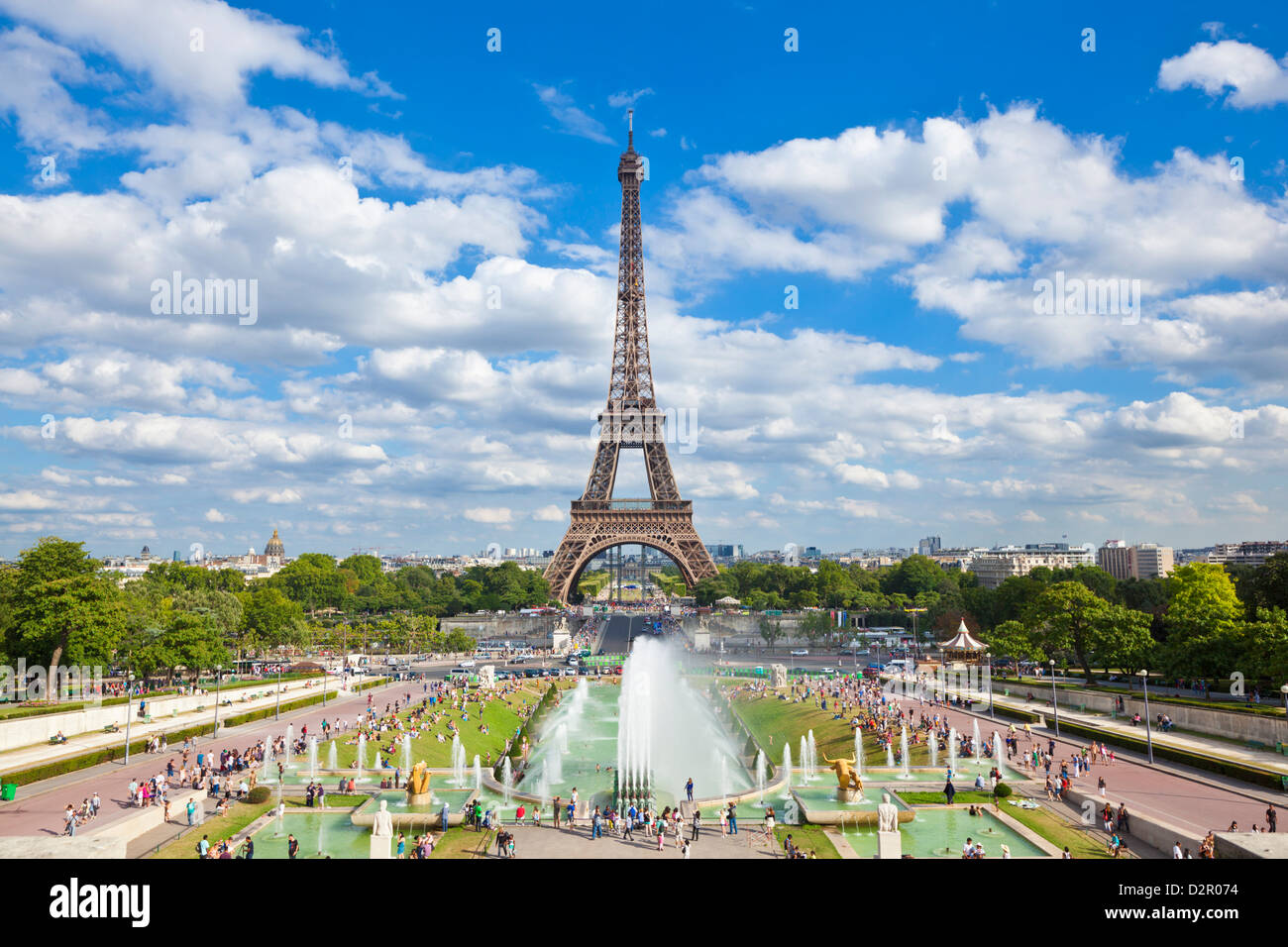 Eiffelturm und Trocadero Brunnen, Paris, Frankreich, Europa Stockfoto