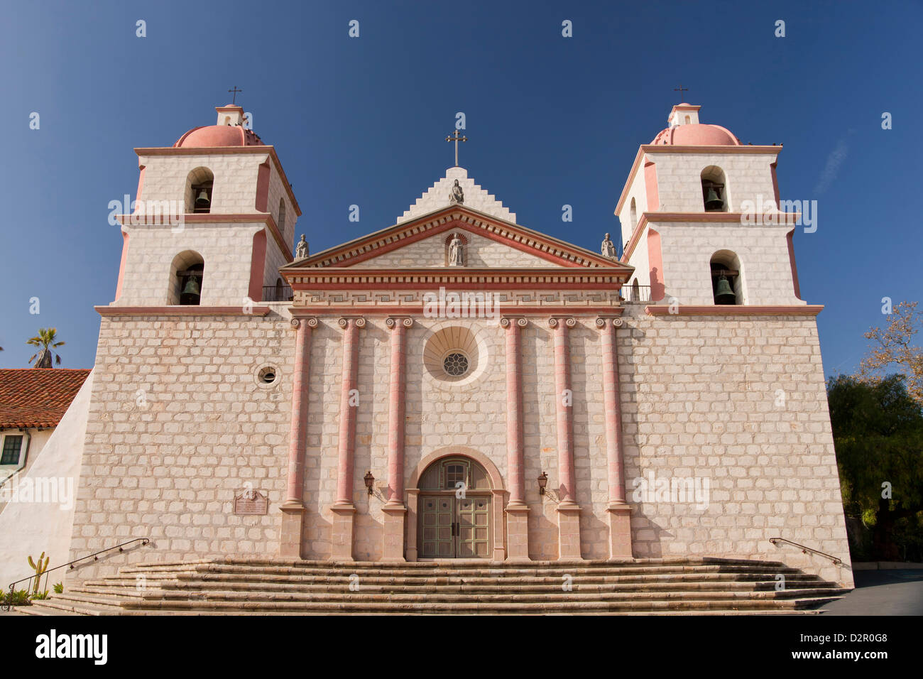 Kirche der alten Mission Santa Barbara, Santa Barbara, California, Vereinigte Staaten von Amerika, USA Stockfoto