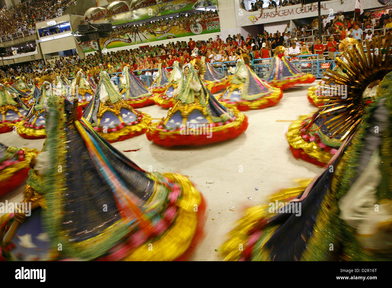 Karnevalsumzug in die Sambodrome, Rio De Janeiro, Brasilien, Südamerika Stockfoto