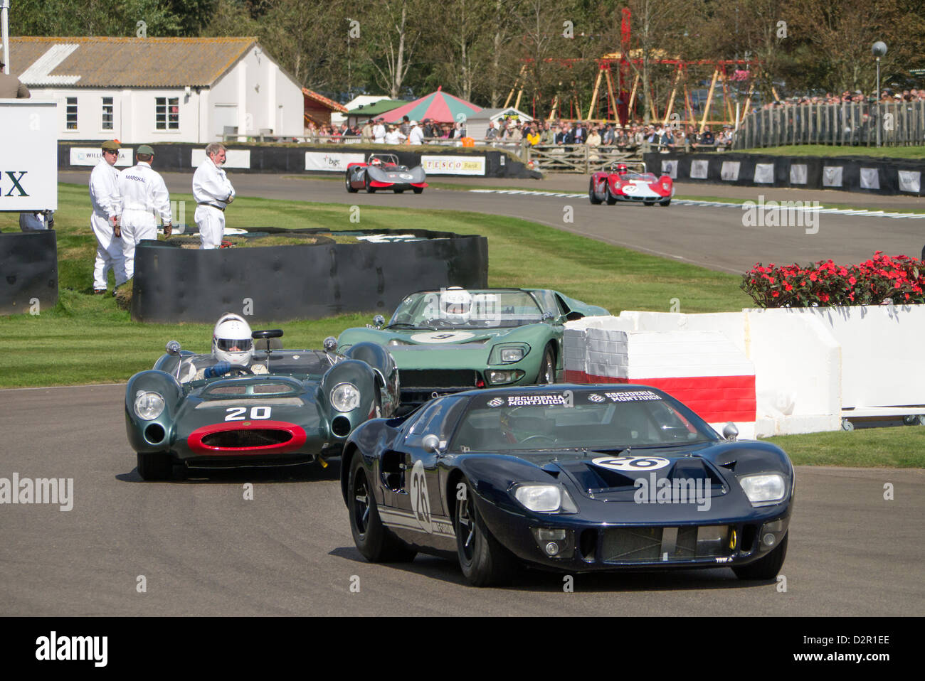 Historische Sport Rennwagen im Pfingsten Cup Rennen. Goodwood Revival meeting Stockfoto