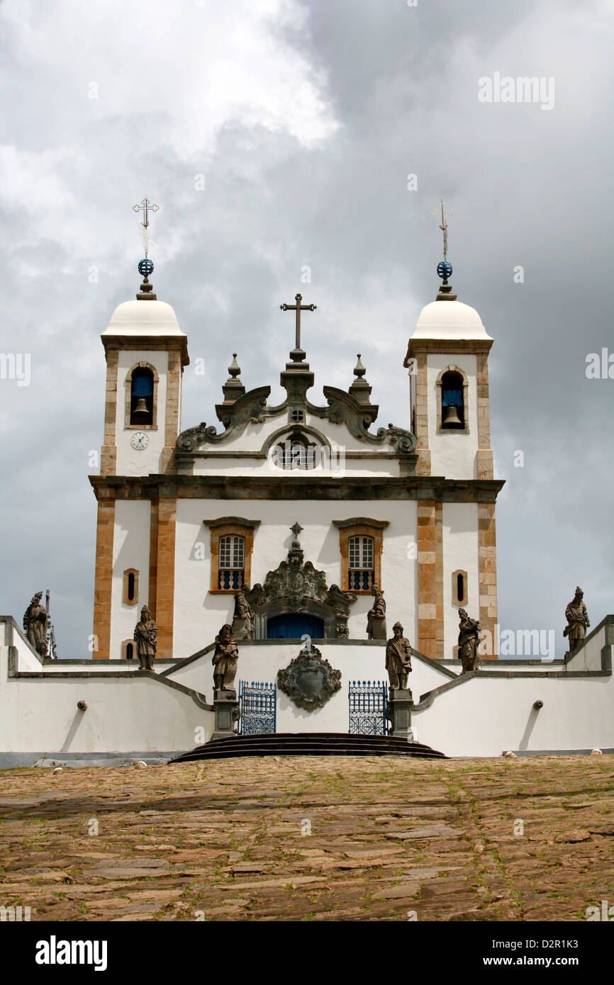 Die Basilika Bom Jesus de Matosinhos, mit Statuen der Propheten von