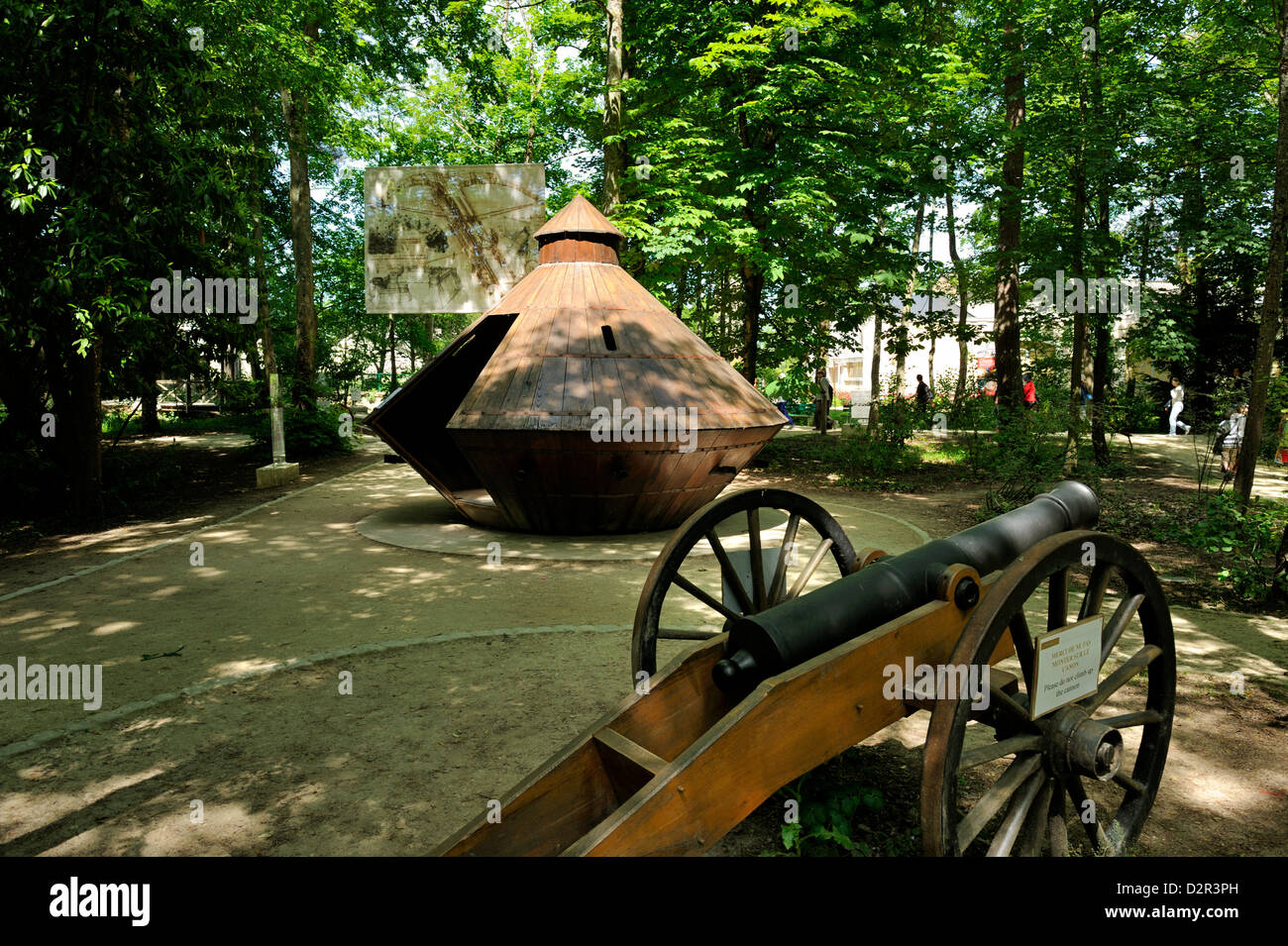 Repliken von einigen Leonardo da Vincis Erfindungen, Clos Luce, Parc Leonardo da Vinci, Amboise, Loiretal, Frankreich Stockfoto