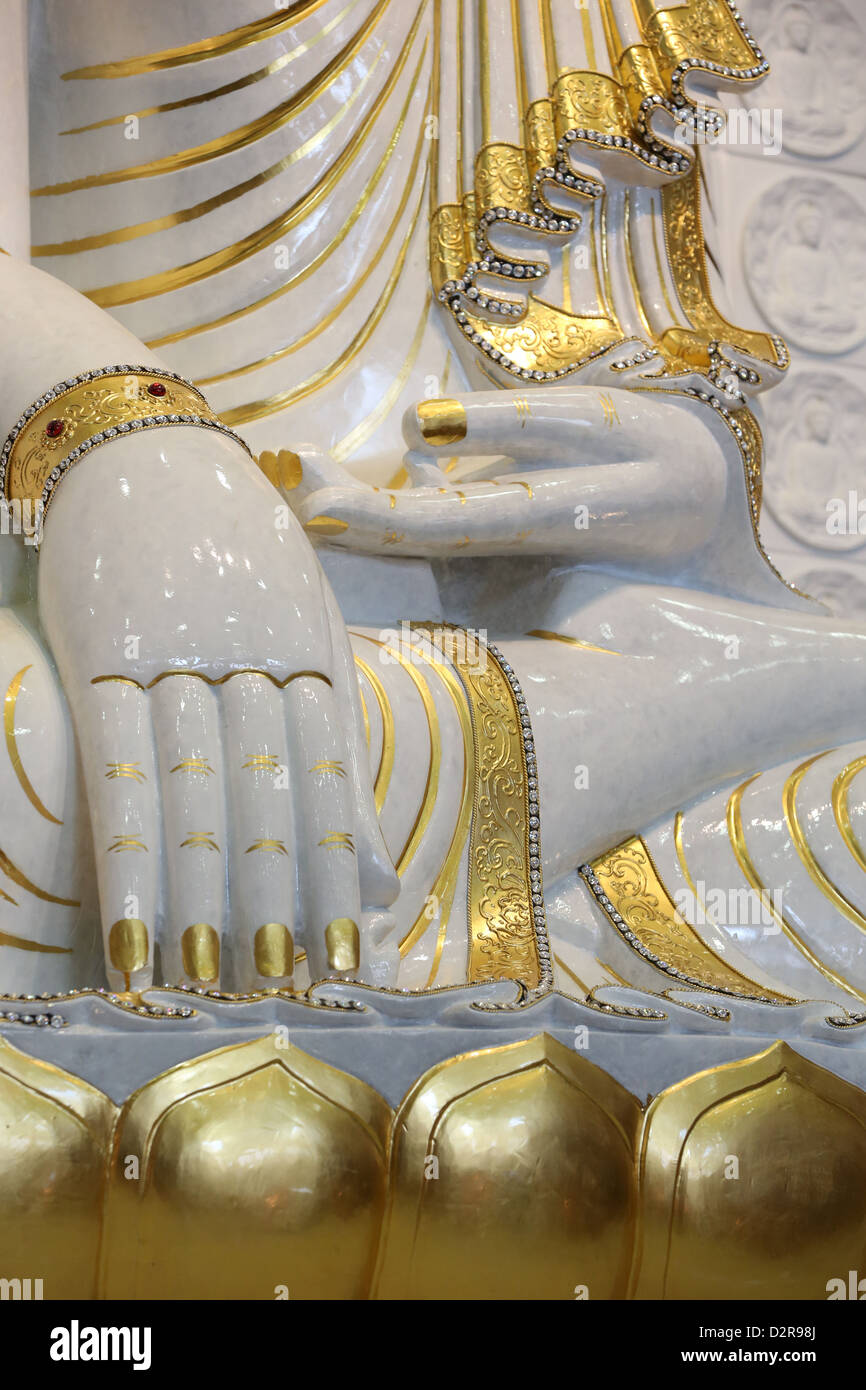 Detail der Buddha sitzt in der BhumisparshaMudra Haltung, Fo Guang