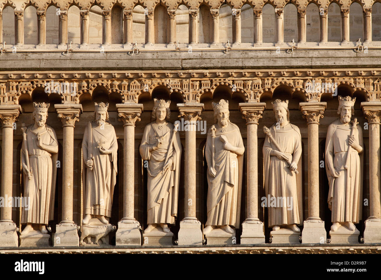 Kings' Gallery, Westfassade, die Kathedrale Notre Dame, Paris, Frankreich, Europa Stockfoto