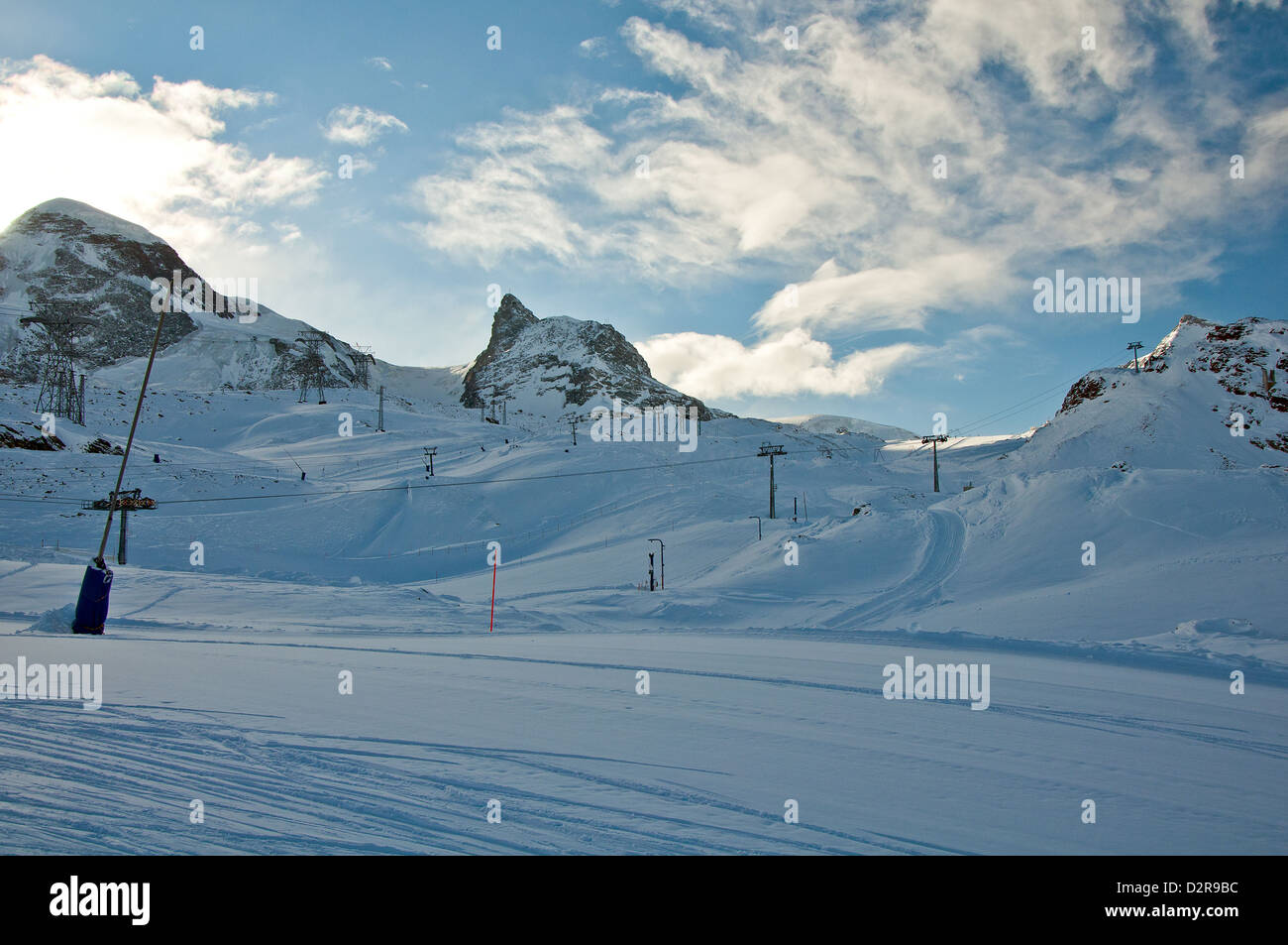 Skipisten auf dem Matterhorn Stockfoto