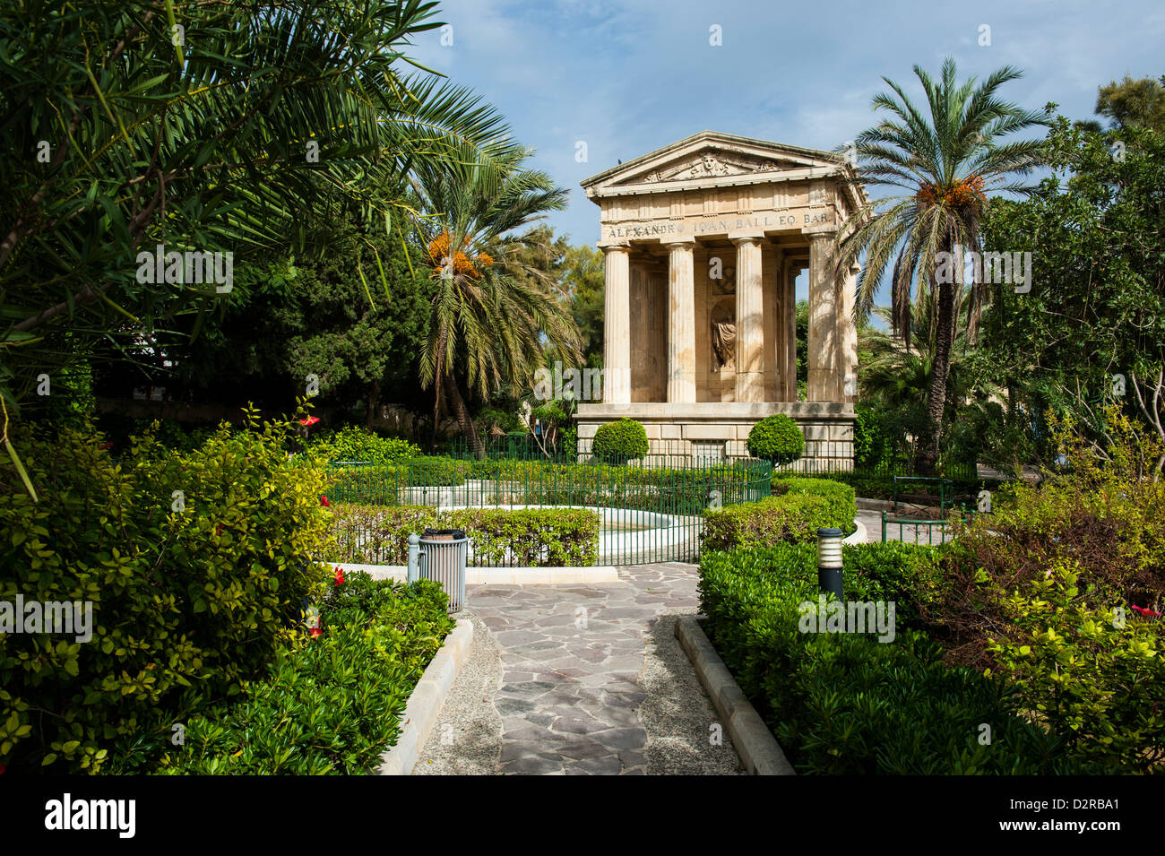 Lower Barrakka Gardens und die Alexander Ball Gedächtnistempel zum UNESCO-Weltkulturerbe, Valetta, Malta, Europa Stockfoto