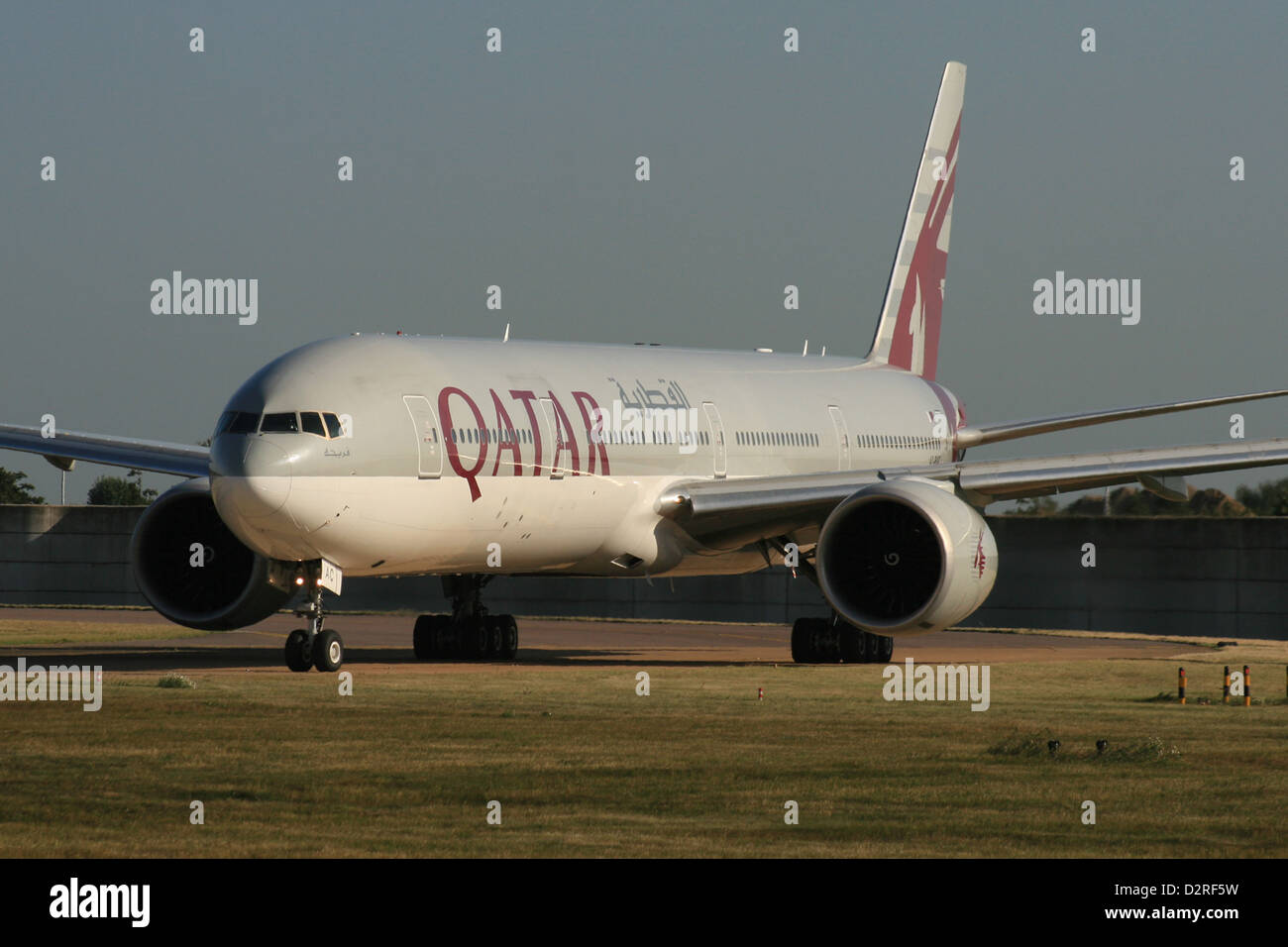 QATAR AIRLINES VAE BOEING777 Stockfoto