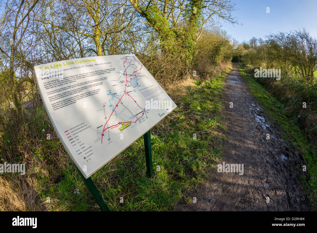 National Cycle Network Route 41, The Lias Linie Radweg und Fußweg entlang der alten Eisenbahnlinie im Winter, Warwickshire, England, UK Stockfoto