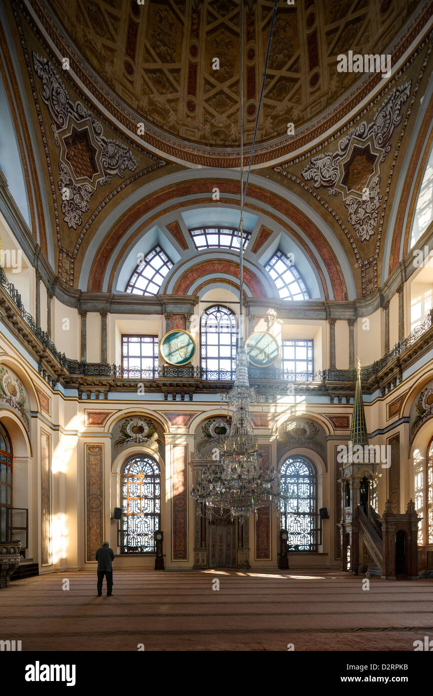 Betsaal, Dolmabahce Moschee, Stadtteil Besiktas, Istanbul, Türkei Stockfoto