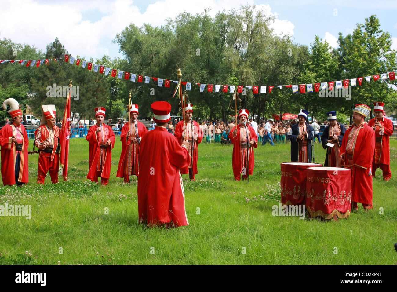 KOCAELI, Türkei - 23 Mai: Türkische Volksmusik Band (Mehter) in osmanischen Kostüme am 23. Mai 2010 in Gebze Kocaeli-Türkei. Stockfoto