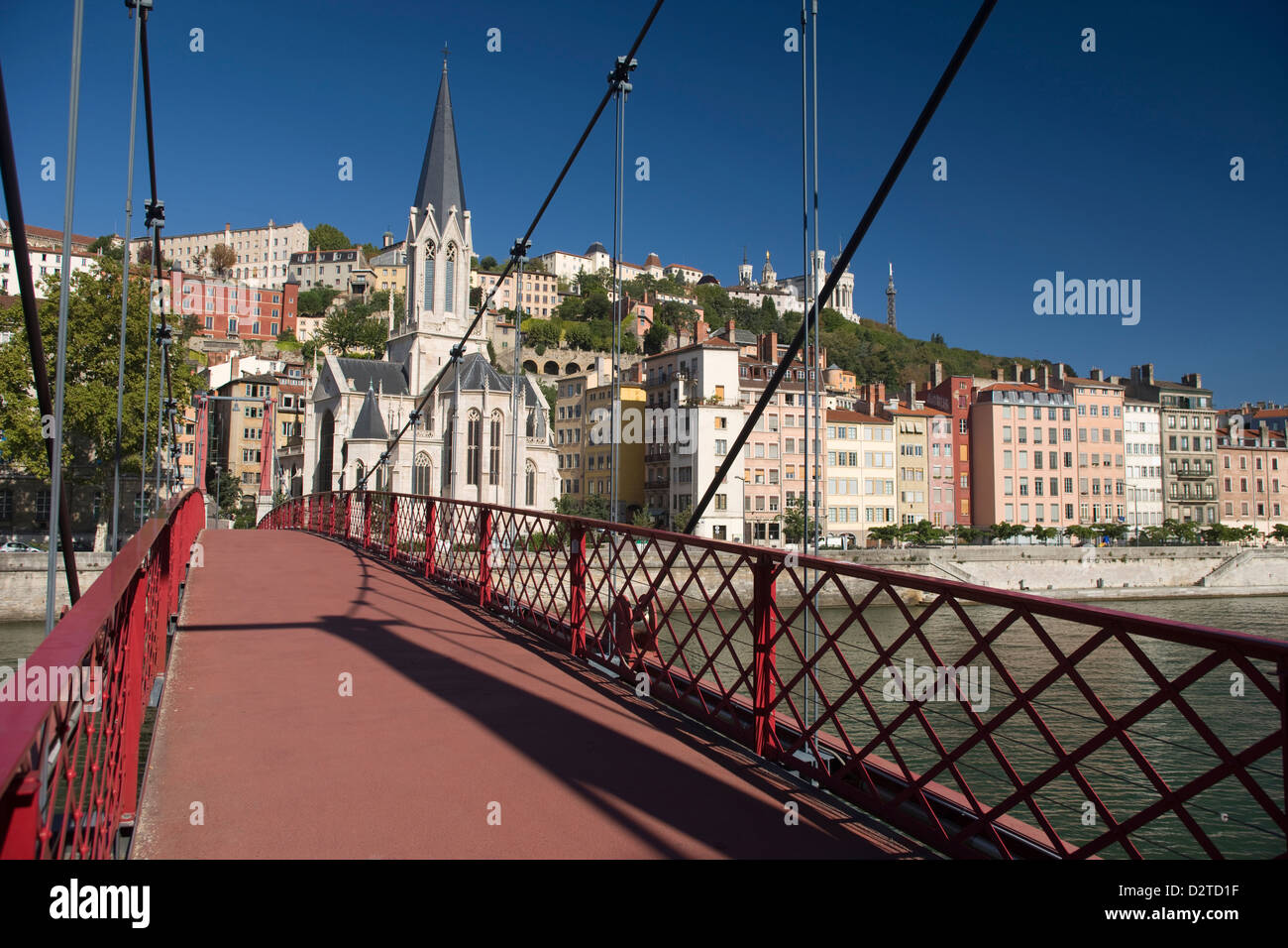 PASSERELLE PAUL COUTURIER FUßGÄNGERBRÜCKE VIEUX LYON FLUSS SAONE LYON RHONE ALPES FRANKREICH Stockfoto
