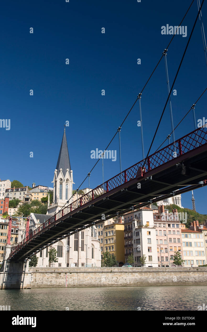 PASSERELLE PAUL COUTURIER FUßGÄNGERBRÜCKE VIEUX LYON FLUSS SAONE LYON RHONE ALPES FRANKREICH Stockfoto