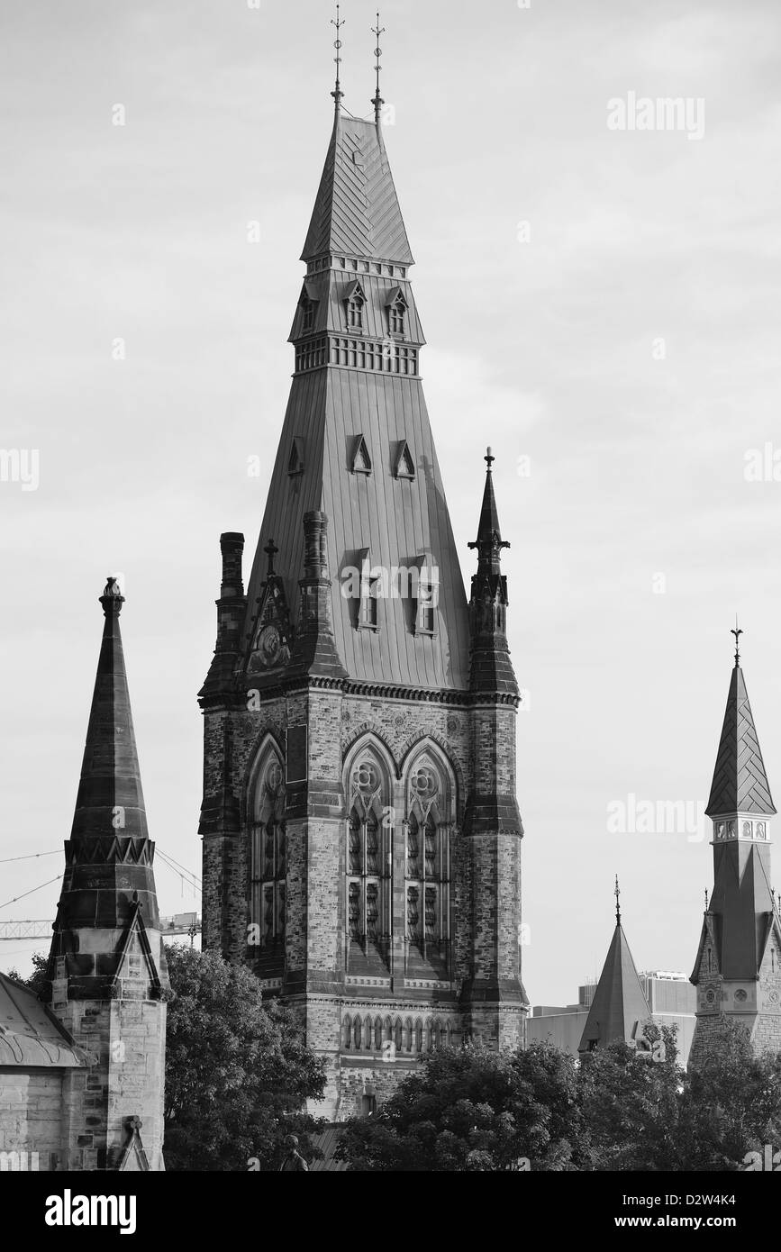 Parliament Hill Gebäude in schwarz und weiß in Ottawa, Kanada Stockfoto