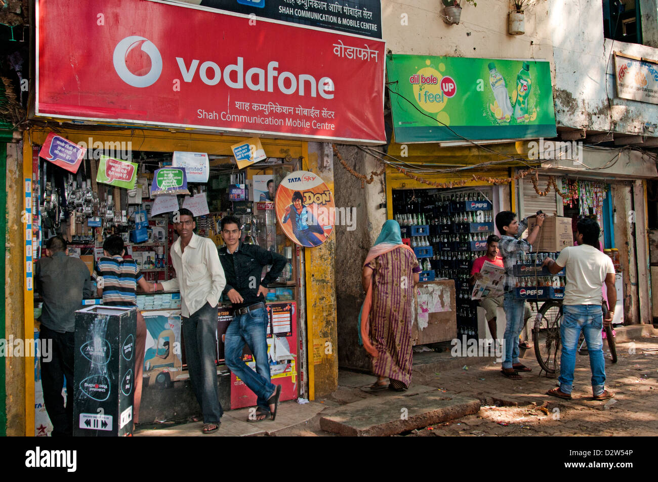 Mumbai (Bombay)-Slum in der Nähe von Colaba und World Trade Center Indien Stockfoto