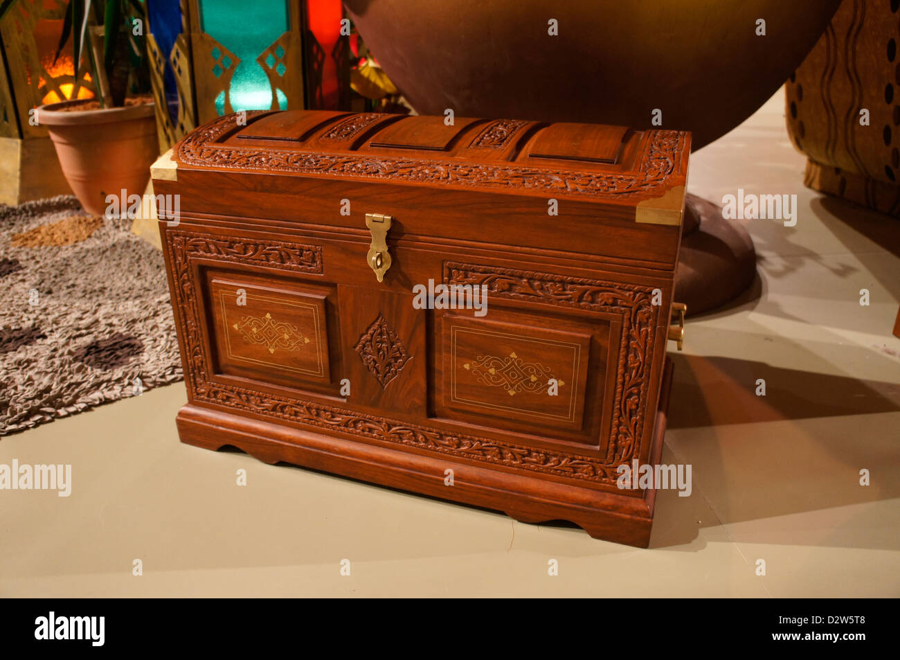 Antike Holzkiste Stockfoto