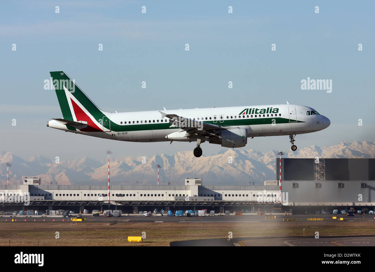 Alitalia, Airbus A320-216 Stockfoto