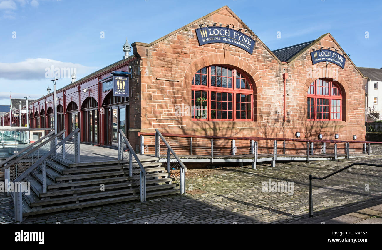 Loch Fyne Restaurant in Newhaven Harbour von Westhafen in Leith, Edinburgh, Schottland Stockfoto