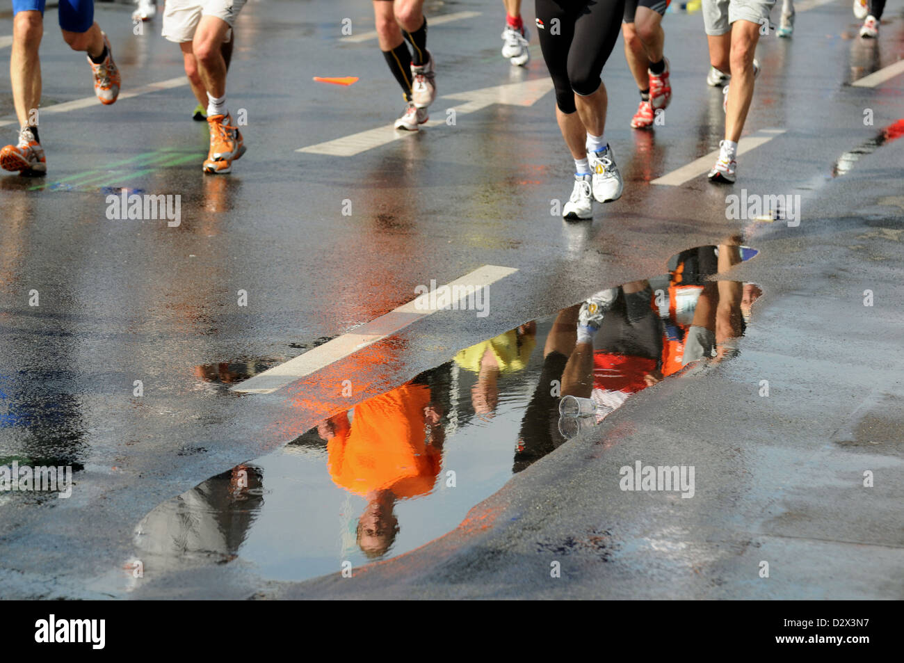 Berlin, Deutschland, Läufer auf der 30. Vattenfall Berliner Halbmarathon Stockfoto