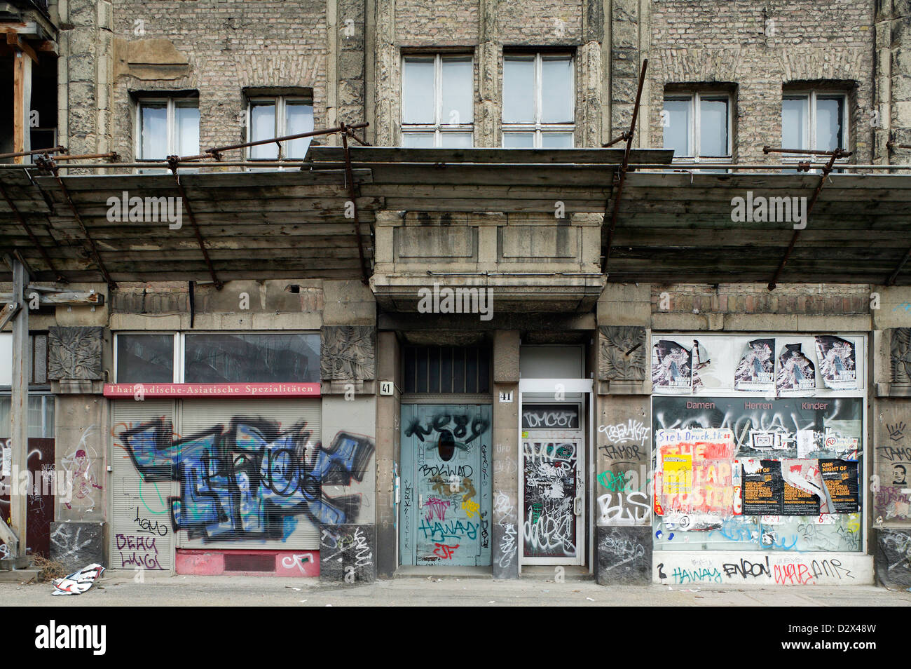 Berlin, Deutschland, heruntergekommenen Gebäude in der Köpenicker Straße Stockfoto
